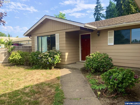 4834 Schaefer Ct NE, Salem, OR 97305