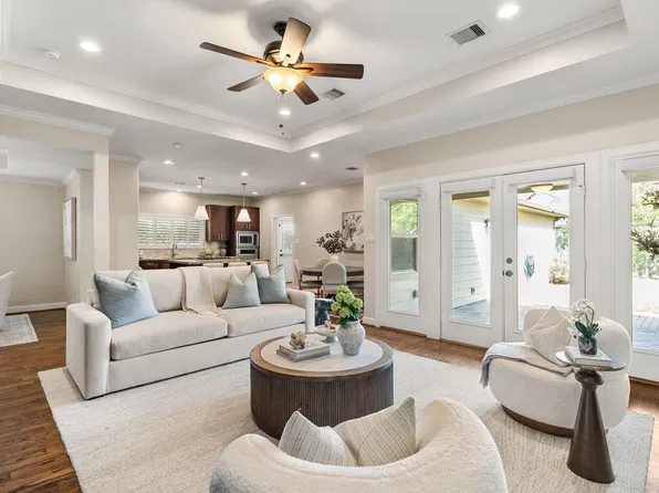 1858 Chantilly Ln, Houston, TX 77018