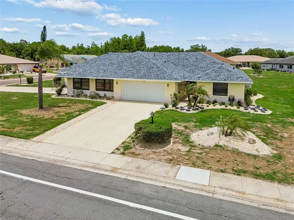 1915 W Del Webb Blvd, Sun City Center, FL 33573