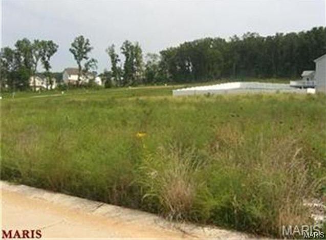 1st image of 348 Spring Valley Dr