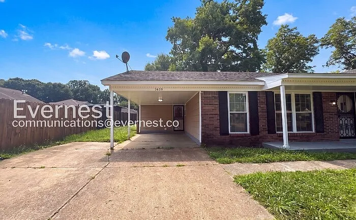3409 Clearbrook St — Photo 2