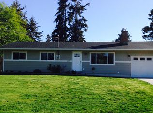 1375 Orchard Loop, Oak Harbor, WA 98277