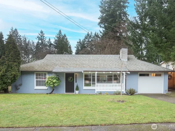 15521 Ashworth Avenue N, Shoreline, WA 98133