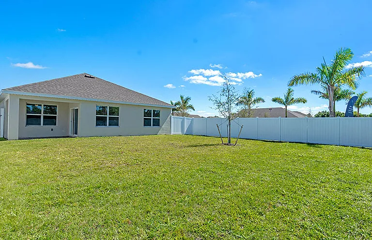 Peace River Landing Rental Homes — Photo 9