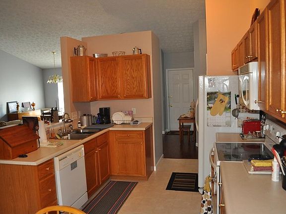 4th image of 2345 Spyglass Ct