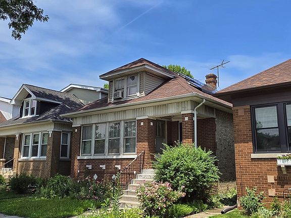 2nd image of 5020 W Dakin St