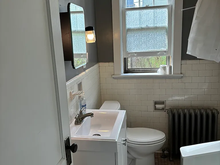 815 Woodworth Ave #1 — Photo 4