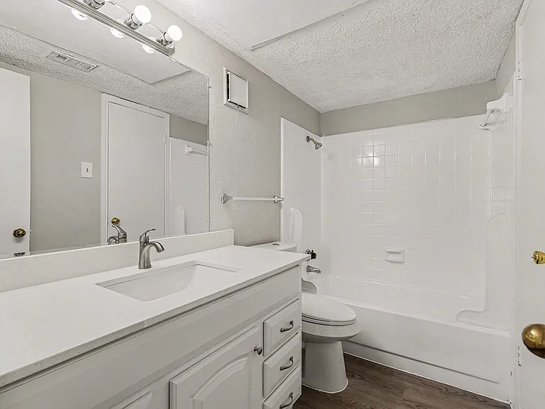 3621 W Northgate Dr #230 — Photo 16