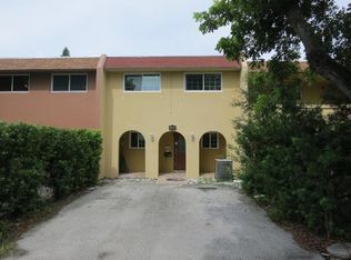 7180 W 3rd Ave, Hialeah, FL 33014