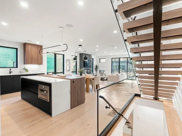 19 Cottage Park, Cambridge, MA 02140