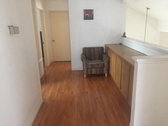 2nd image of 4812 Beaconsfield St