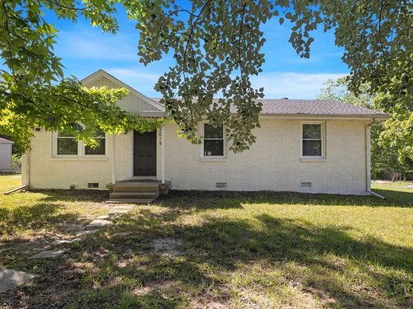 2018 Elm Hill Ct, Greenbrier, TN 37073