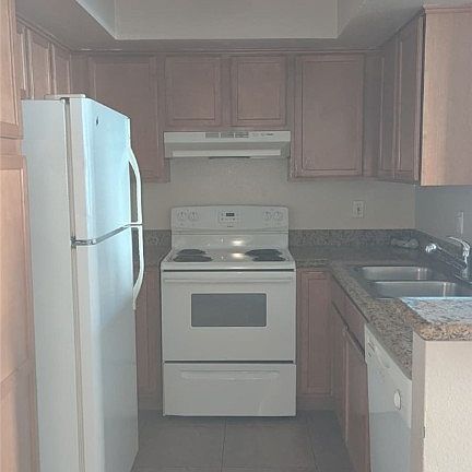 5th image of 1455 E Katie Ave #14