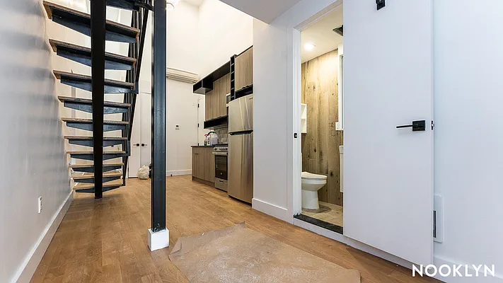 Rented by Nooklyn NYC LLC | media 29