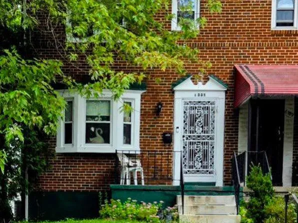 6331 Pioneer Dr, Baltimore, MD 21214