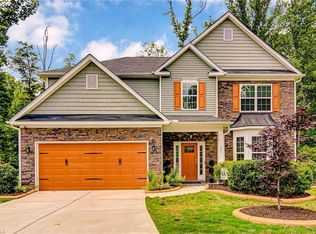 202 Summerwalk Rd, Greensboro, NC 27455