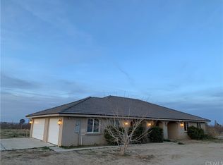 5820 Chevoit Rd, Phelan, CA 92371