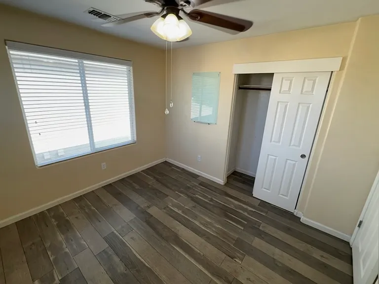 3235 W Elowin Ave — Photo 16