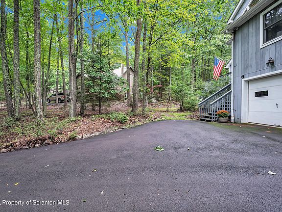 2nd image of 195 Eastwood Dr