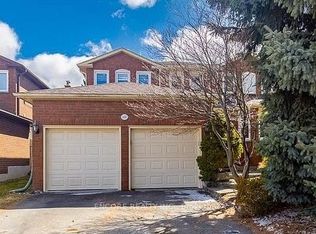 122 Lyndhurst Dr, Markham, ON L3T 6R5