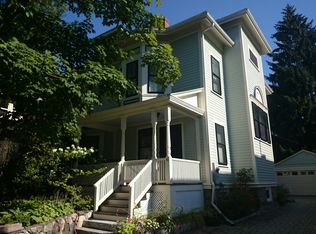 41 Stanton Rd, Brookline, MA 02445