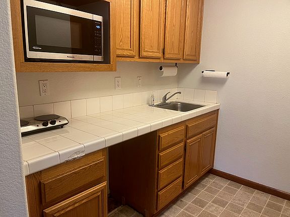 5th image of 24945 Mandarin Ct