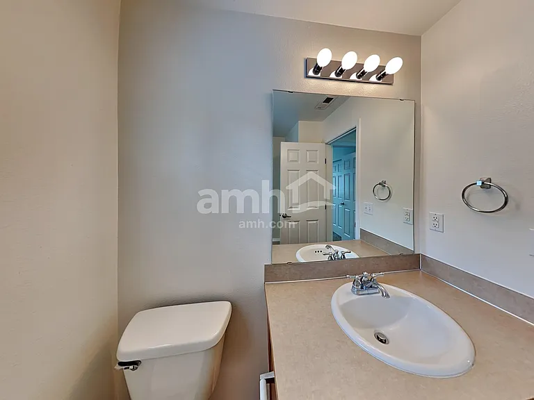 1639 182nd St E — Photo 15