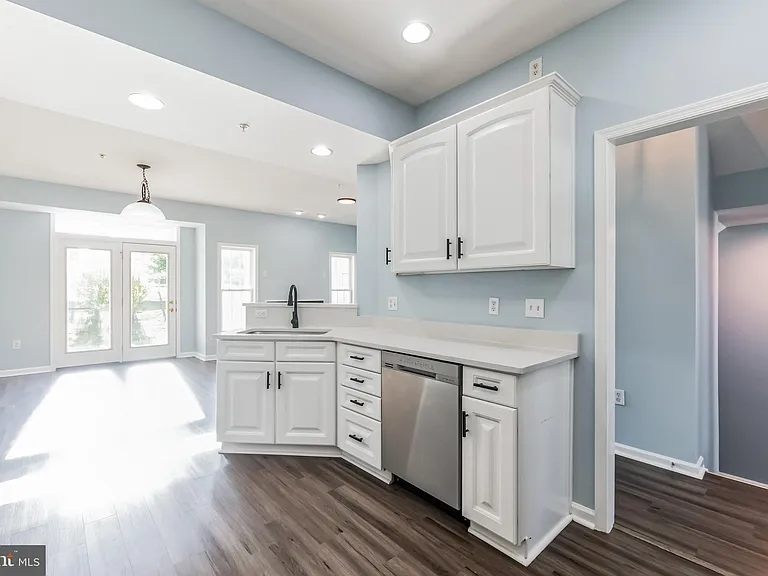 10329 Bridle Ct — Photo 10