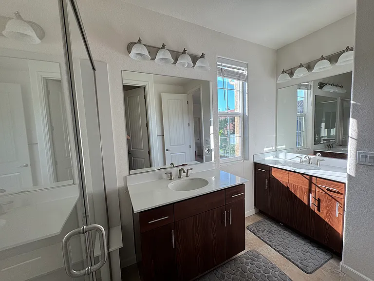 39862 Sawyer Ter — Photo 9