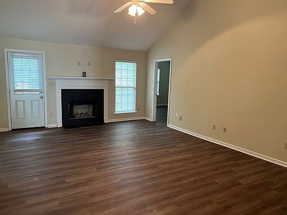 5th image of 130 Brookfair Ln