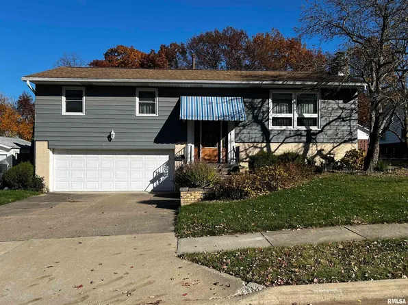 3008 36th St, Moline, IL 61265