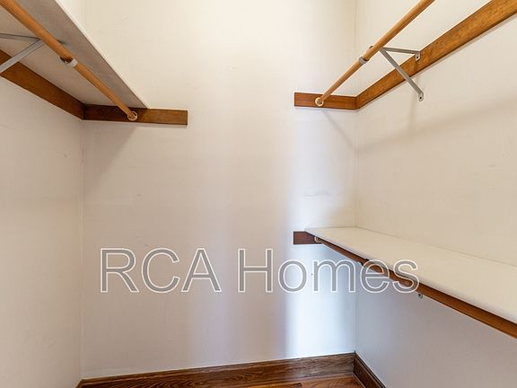 4th image of 243 E 11th St APT 1