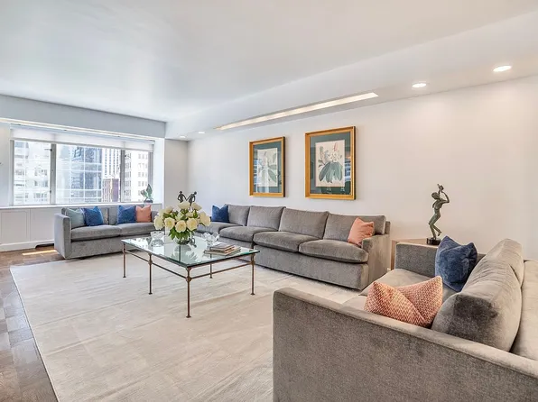 200 E 57th St APT 9A, New York, NY 10022