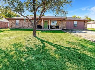 606 Fm 272, Celeste, TX 75423