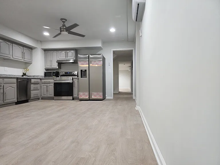 17571 Graham St — Photo 10
