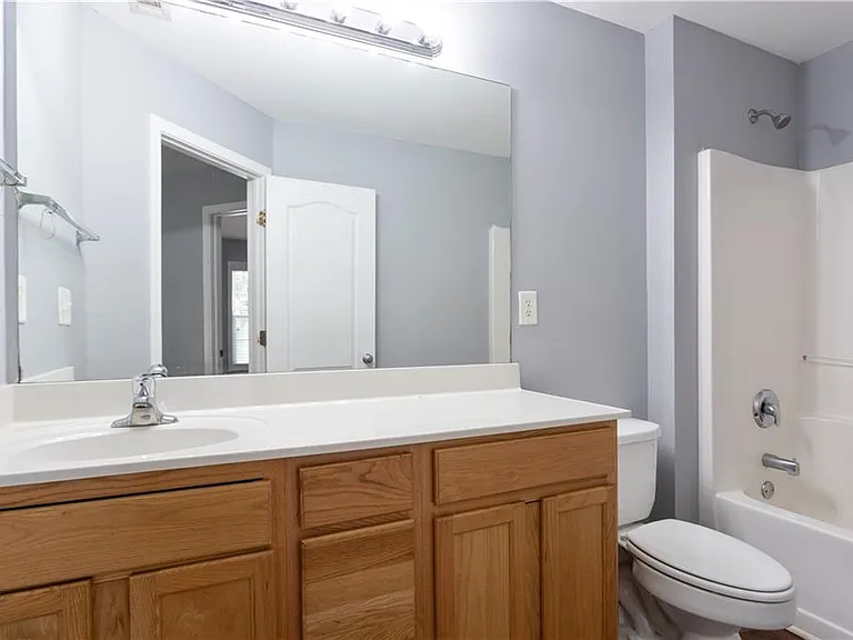 1126 Treymont Ln — Photo 20