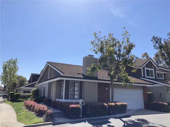 51 Weepingwood #104, Irvine, CA 92614