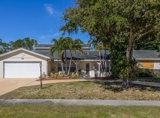 7295 Oakmont Dr, Lake Worth, FL 33467