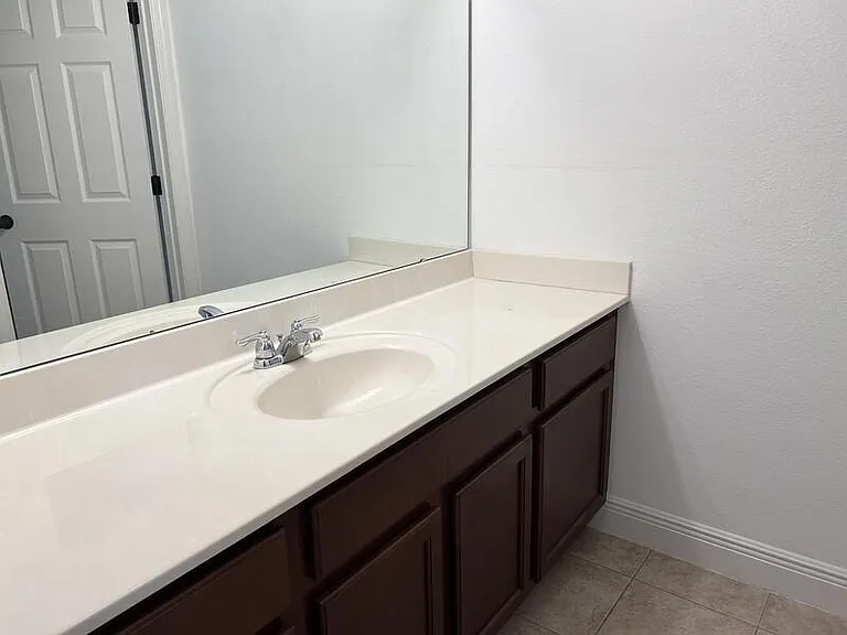 14036 Lonecreek Ave — Photo 9