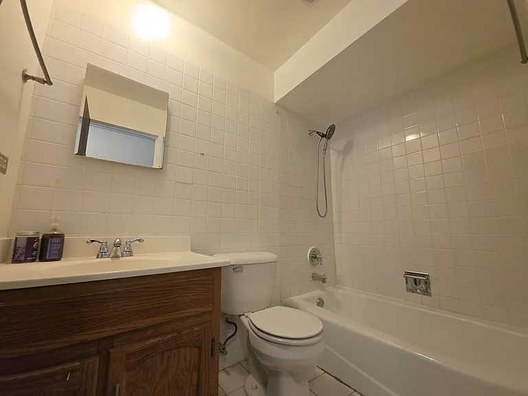 225 Gregory St #10 — Photo 7