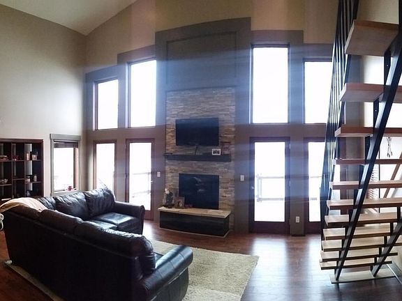 4th image of 6899 Goldenrod Dr NE