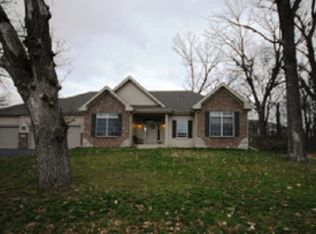 420 Shaded Rue Dr, Poplar Grove, IL 61065