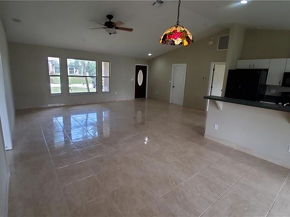 4th image of 8456 Coral Dr