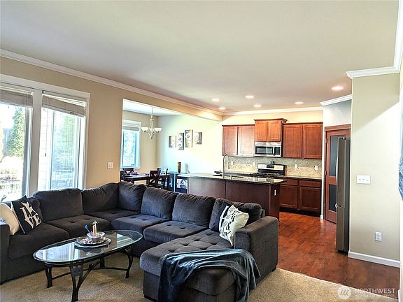 4th image of 19401 90th Avenue Ct E