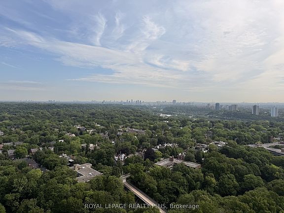 3rd image of 609 Sherbourne St #3005