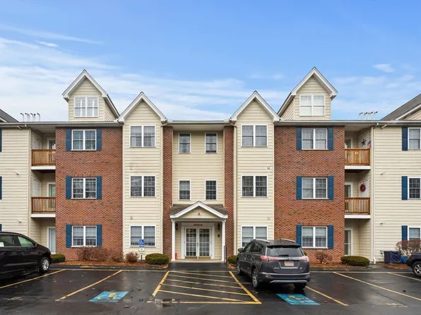 113 Eagle Dr, Tewksbury, MA 01876