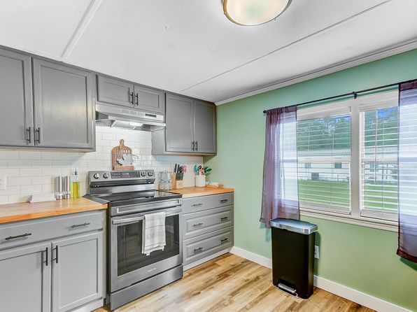 42 Perineau Ct, Walterboro, SC 29488