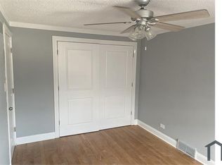 5054 W Van Buren St APT C, Chicago, IL 60644