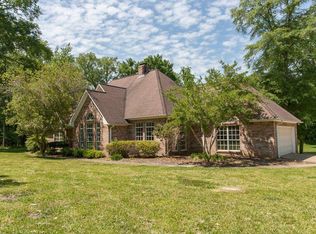 232 Cross Creek Rd, Starkville, MS 39759