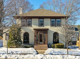 7 Tedesco St, Marblehead, MA 01945